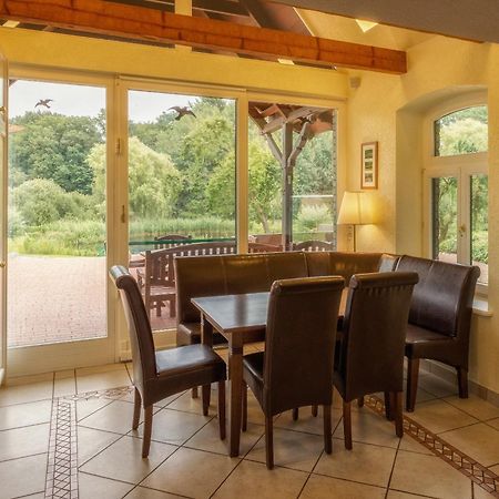 J1 Idyllisches Ferienhaus Mit Seeblick Julchendorf 외부 사진