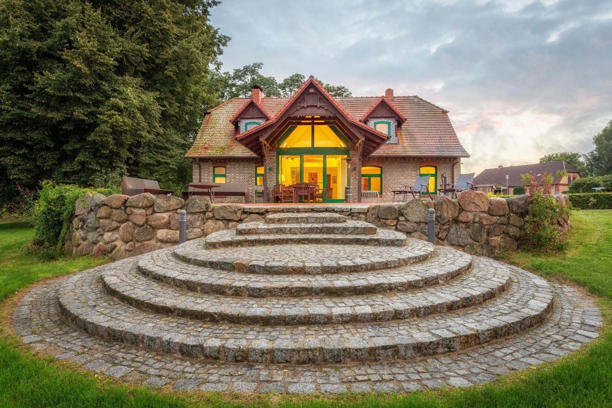 J1 Idyllisches Ferienhaus Mit Seeblick Julchendorf 외부 사진